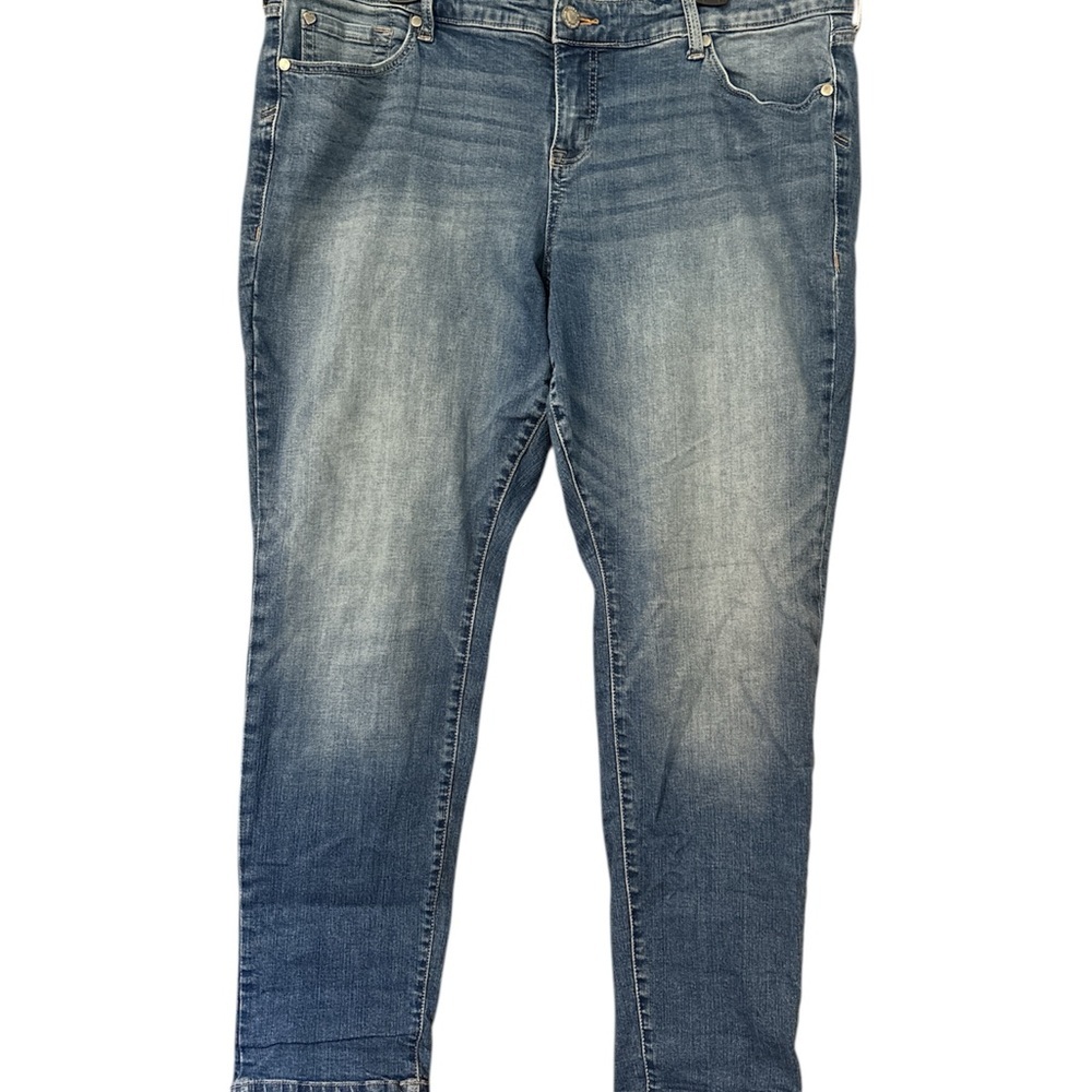 Torrid Jeans Boyfriend Women’s 18 Blue Straight Leg Stretch Denim Cotton Blend